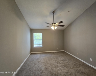 575 Oakleaf Plantation Parkway - Photo Thumbnail 8