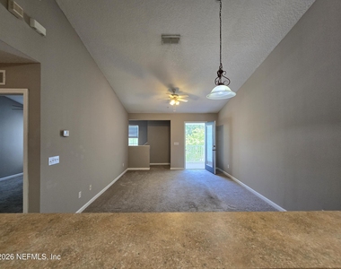 575 Oakleaf Plantation Parkway - Photo Thumbnail 4
