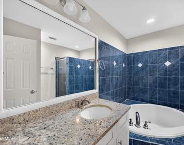 83 Comares Avenue - Photo Thumbnail 18