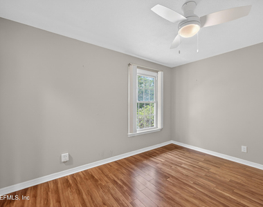 83 Comares Avenue - Photo Thumbnail 19