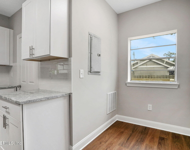 2578 Haldumar Terrace - Photo Thumbnail 11