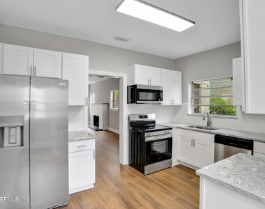 2578 Haldumar Terrace - Photo Thumbnail 8
