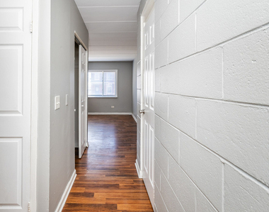 6416 S Saint Lawrence Avenue - Photo Thumbnail 9