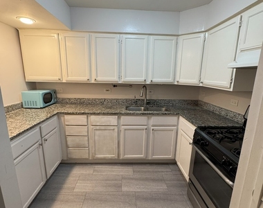 6027 103rd Street - Photo Thumbnail 15