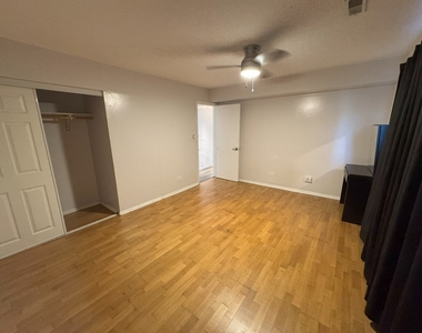 6027 103rd Street - Photo Thumbnail 14