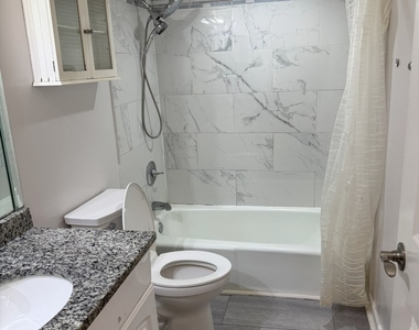 6027 103rd Street - Photo Thumbnail 19