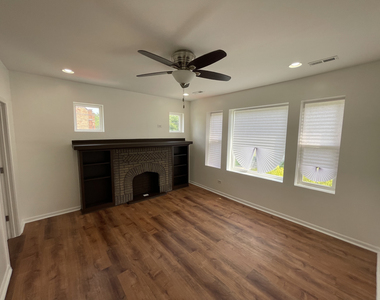1320 W 57th Street - Photo Thumbnail 13