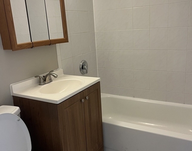 10805 S Lloyd Drive - Photo Thumbnail 7