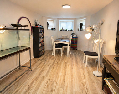 6550 S Drexel Avenue - Photo Thumbnail 1