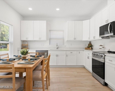 3540 Datura Street - Photo Thumbnail 7