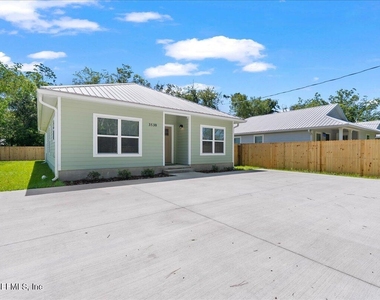 3540 Datura Street - Photo Thumbnail 3