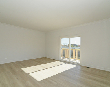 212 Walnut Street N - Photo Thumbnail 14
