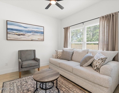 3540 Datura Street - Photo Thumbnail 8