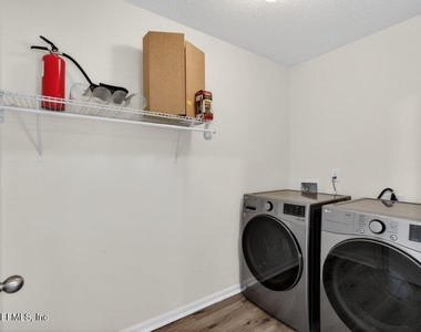 9099 Tahoe Lane - Photo Thumbnail 30