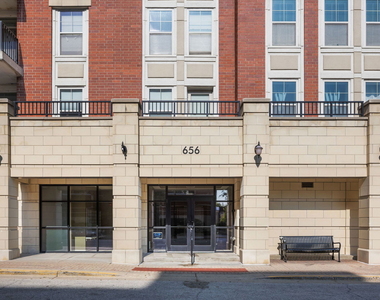 656 Pearson Street - Photo Thumbnail 1