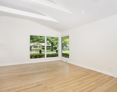 48 Oakwood Drive - Photo Thumbnail 1