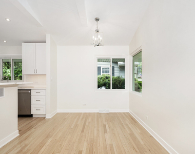 48 Oakwood Drive - Photo Thumbnail 7