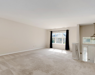 2745 Canyon Drive - Photo Thumbnail 2