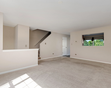 2745 Canyon Drive - Photo Thumbnail 3