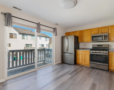 2745 Canyon Drive - Photo Thumbnail 4