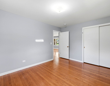 152 Crestwood Drive - Photo Thumbnail 8