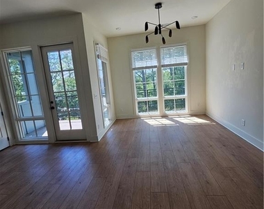 1294 Longreen Terrace Nw - Photo Thumbnail 7