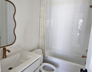 1294 Longreen Terrace Nw - Photo Thumbnail 21