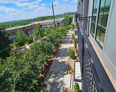1294 Longreen Terrace Nw - Photo Thumbnail 12