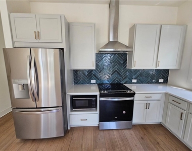 1294 Longreen Terrace Nw - Photo Thumbnail 14