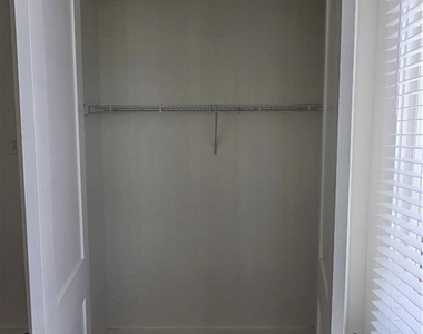 1294 Longreen Terrace Nw - Photo Thumbnail 20
