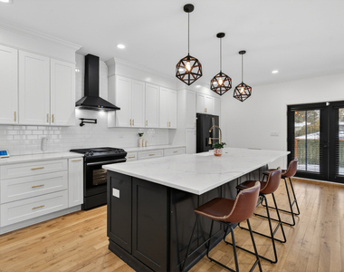 2514 Harvey Avenue - Photo Thumbnail 5