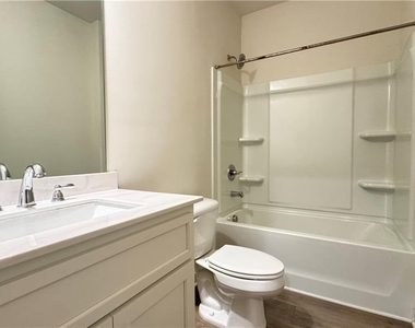 227 Nash Street - Photo Thumbnail 19