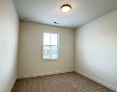 227 Nash Street - Photo Thumbnail 27