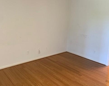 613 Granville Court - Photo Thumbnail 11
