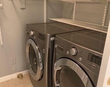 613 Granville Court - Photo Thumbnail 3