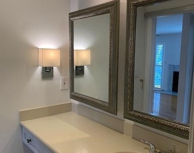 613 Granville Court - Photo Thumbnail 6