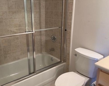 613 Granville Court - Photo Thumbnail 13