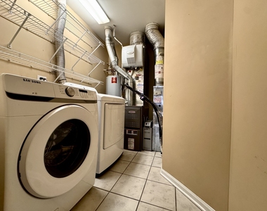 2905 Stonewater Drive - Photo Thumbnail 18