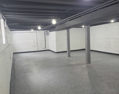 12019 S Perry Avenue - Photo Thumbnail 13