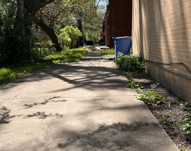 9594 S Colfax Avenue - Photo Thumbnail 1