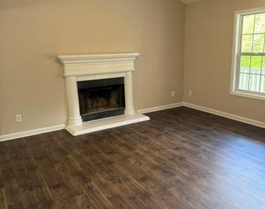 2799 Kristi Beth Court - Photo Thumbnail 3