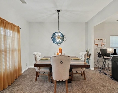 1241 England Terrace - Photo Thumbnail 4