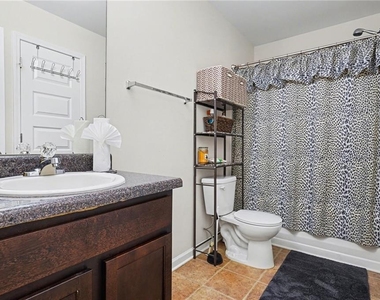 1241 England Terrace - Photo Thumbnail 18