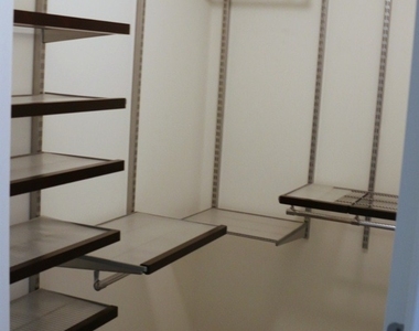545 N Dearborn Street - Photo Thumbnail 5