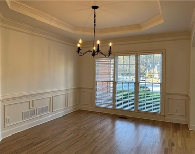 4782 Ellington Court - Photo Thumbnail 3