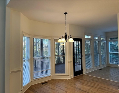 4782 Ellington Court - Photo Thumbnail 9