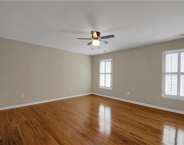 312 Declaire Way Ne - Photo Thumbnail 22