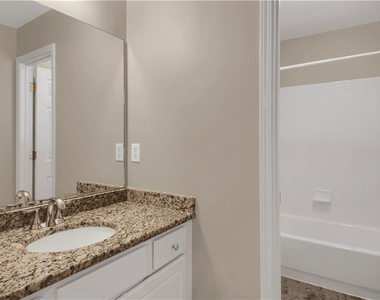 312 Declaire Way Ne - Photo Thumbnail 21