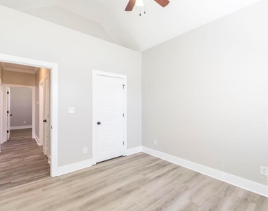 113 Gray Fox Crossing - Photo Thumbnail 29