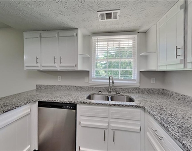 1672 Johnston Trail Nw - Photo Thumbnail 4